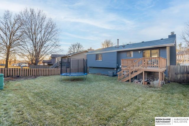 7335 N 80th Street, Omaha, NE 68122