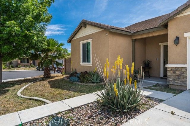 1662 Hayloft Place, San Jacinto, CA 92582