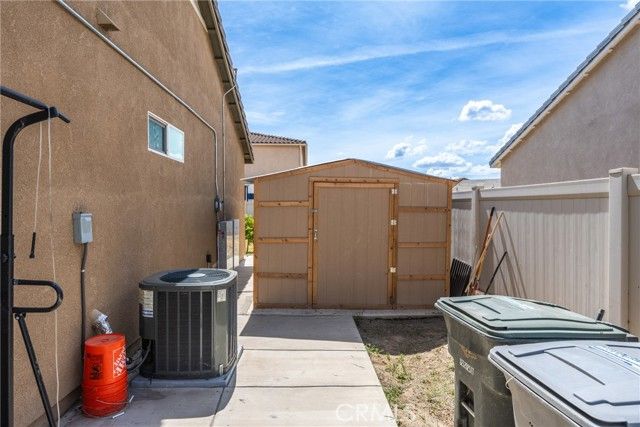 1662 Hayloft Place, San Jacinto, CA 92582