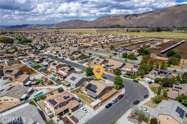 1662 Hayloft Place, San Jacinto, CA 92582