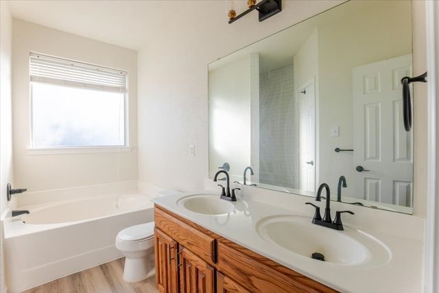 10332 Trevino Lane, Benbrook, TX 76126