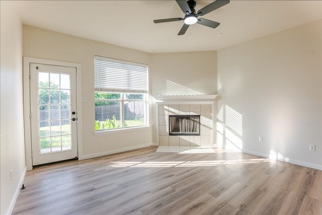 10332 Trevino Lane, Benbrook, TX 76126