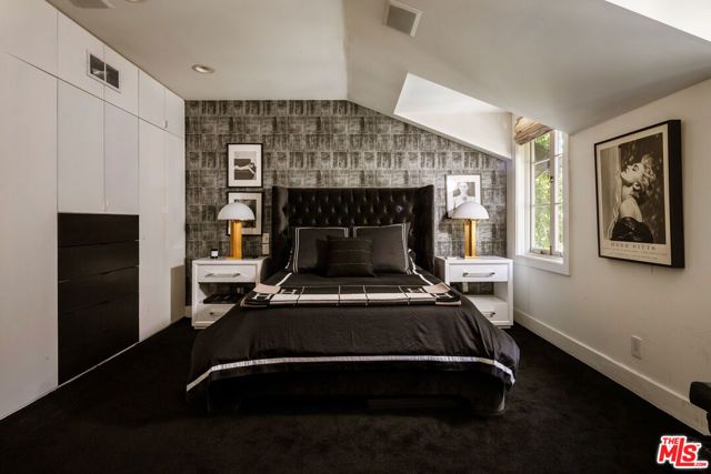 636 Huntley Drive, West Hollywood, CA 90069