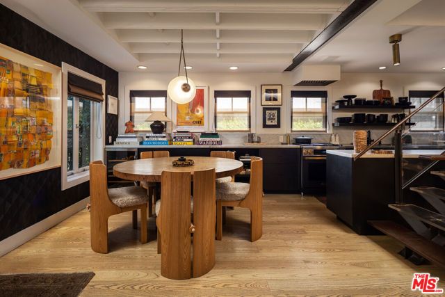 636 Huntley Drive, West Hollywood, CA 90069