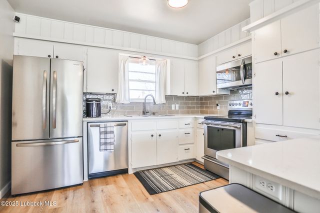 5434 32nd Street, Lubbock, TX 79407