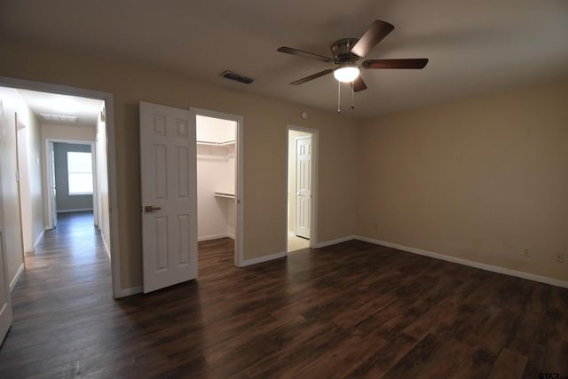 2529 Westminster Dr, Tyler, TX 75701