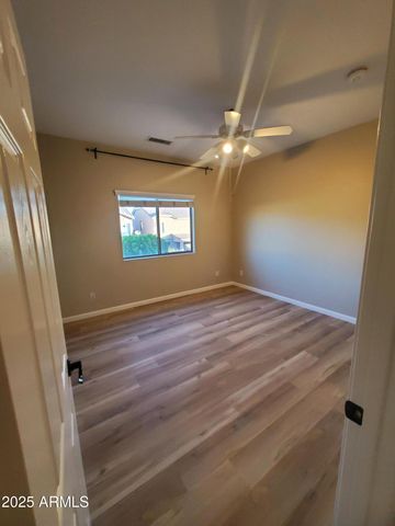 432 W PELICAN Drive, Chandler, AZ 85286