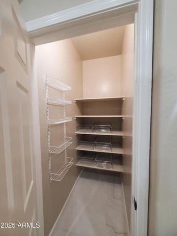 432 W PELICAN Drive, Chandler, AZ 85286