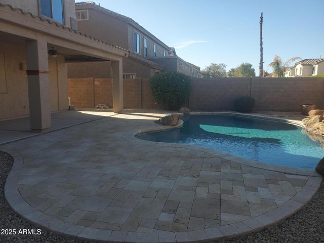 432 W PELICAN Drive, Chandler, AZ 85286