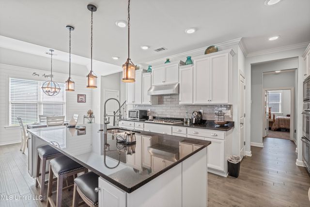 7216 Belle Manor Drive, Olive Branch, MS 38654