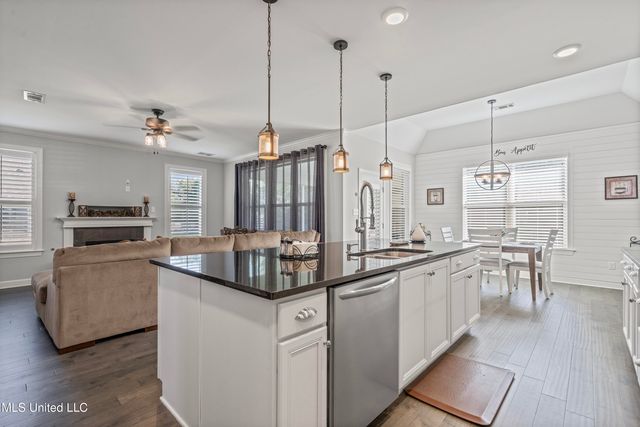 7216 Belle Manor Drive, Olive Branch, MS 38654