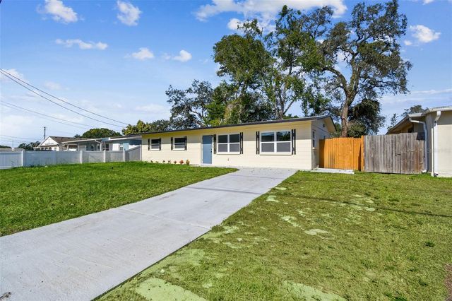 2133 W RAMBLA STREET, Tampa, FL 33612