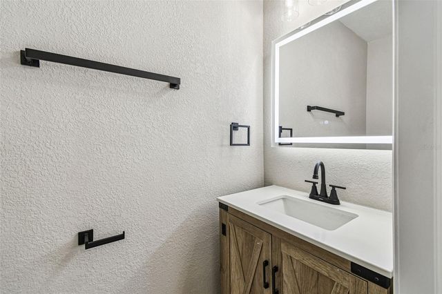 2133 W RAMBLA STREET, Tampa, FL 33612