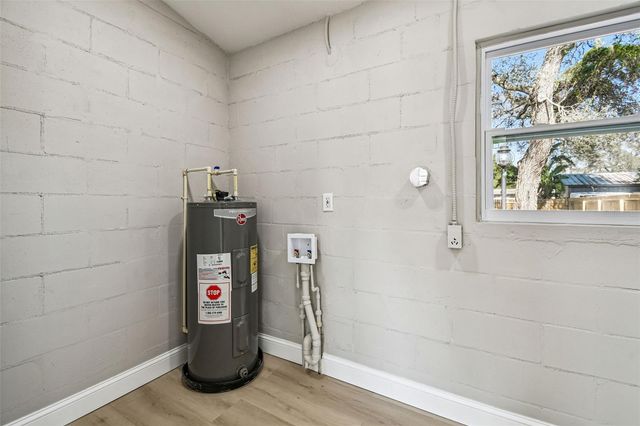 2133 W RAMBLA STREET, Tampa, FL 33612