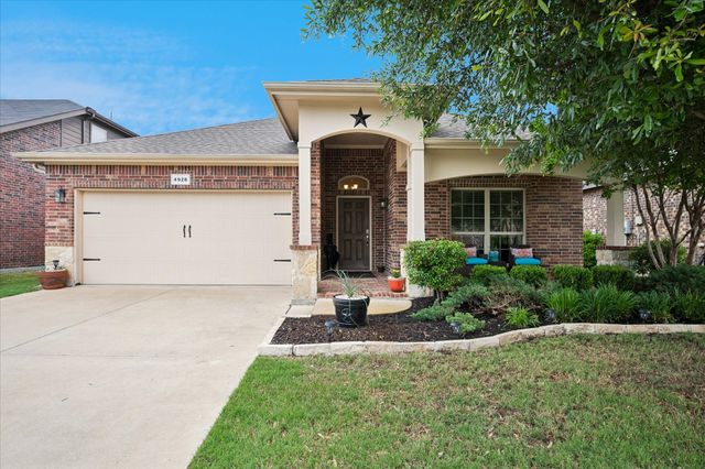 4928 Lazy Oaks Street, Fort Worth, TX 76244