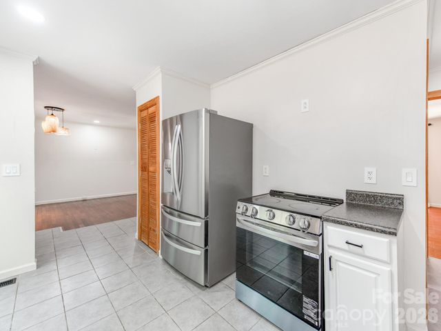 7575 Tanglewood Drive, Vale, NC 28168