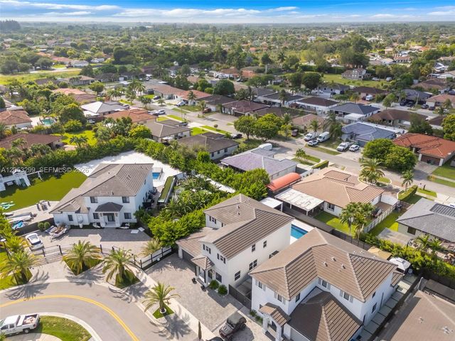 12765 SW 210th Terrace, Miami, FL 33177