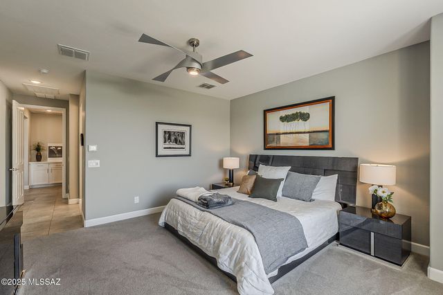 2499 E Rolling Meadow Lane, Green Valley, AZ 85614