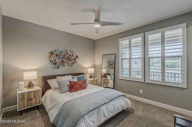 2499 E Rolling Meadow Lane, Green Valley, AZ 85614