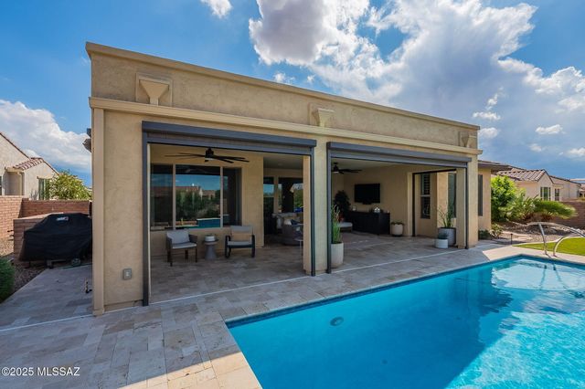 2499 E Rolling Meadow Lane, Green Valley, AZ 85614