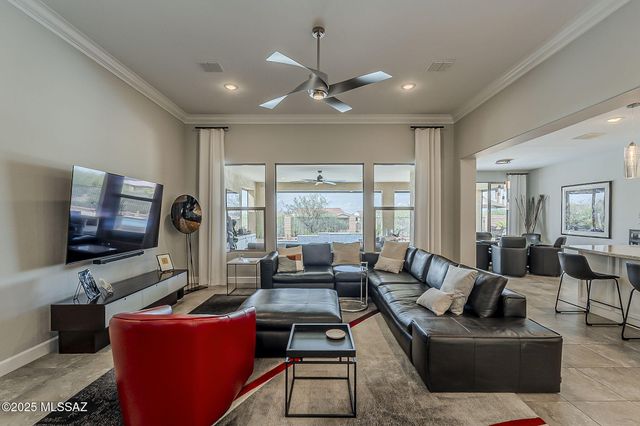 2499 E Rolling Meadow Lane, Green Valley, AZ 85614