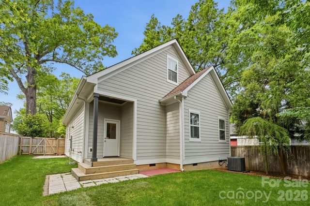 2724 Holt Street, Charlotte, NC 28205