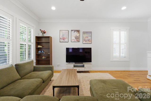 2724 Holt Street, Charlotte, NC 28205