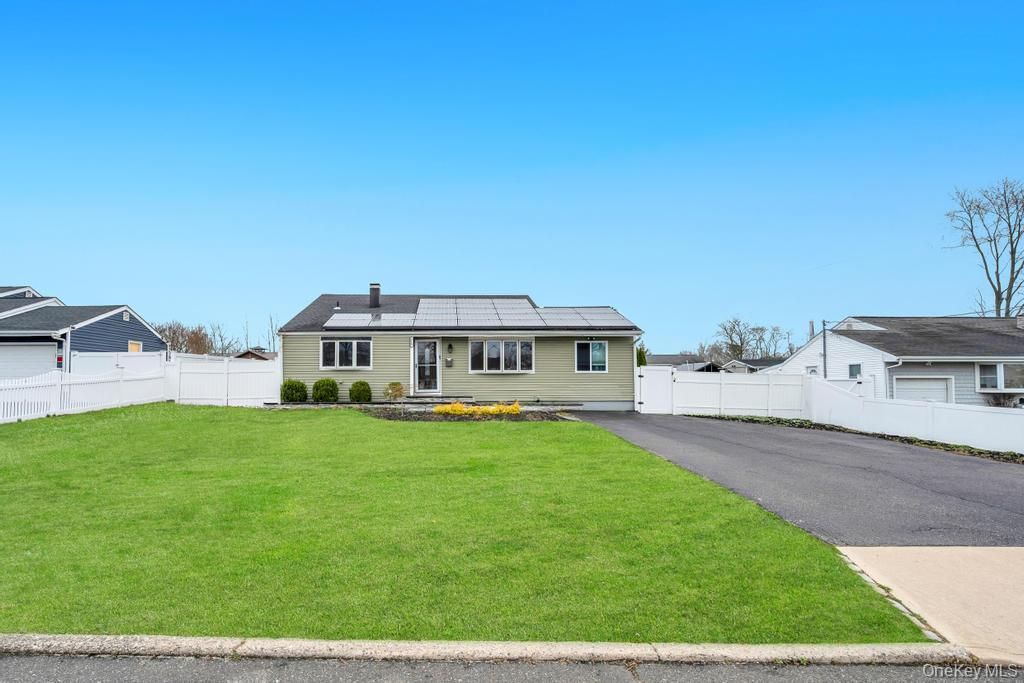 3117 Kane Avenue, Medford, NY 11763