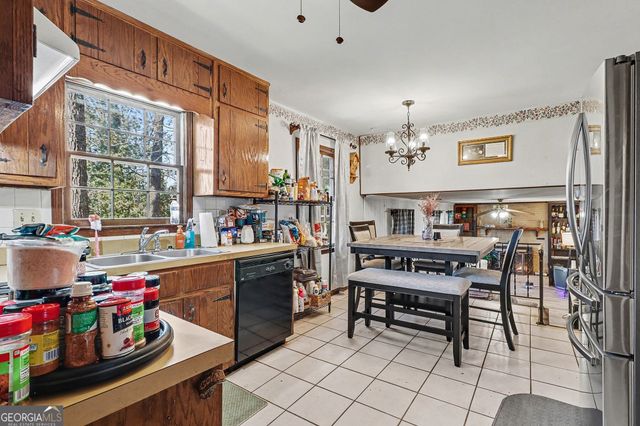 3137 E Chapel Circle, Decatur, GA 30034