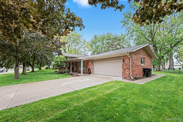 13555 Terry Drive, Utica, MI 48315