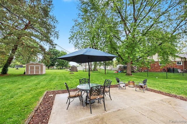13555 Terry Drive, Utica, MI 48315