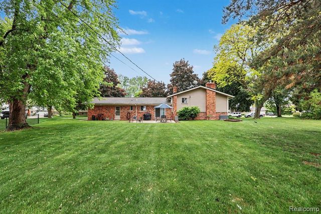 13555 Terry Drive, Utica, MI 48315