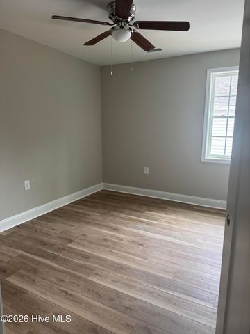 565 S Glover Street, Southern Pines, NC 28387