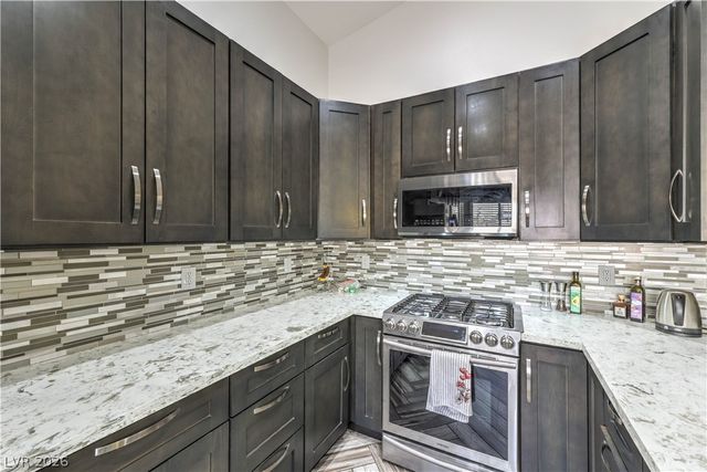 2348 Buffalo Run Avenue, Las Vegas, NV 89123