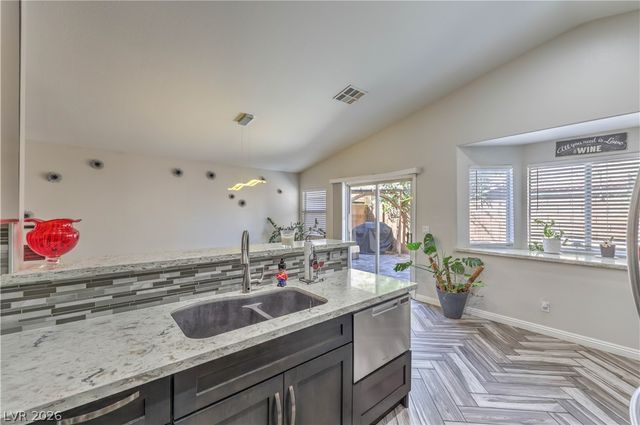 2348 Buffalo Run Avenue, Las Vegas, NV 89123