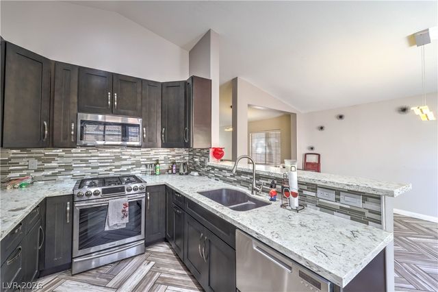 2348 Buffalo Run Avenue, Las Vegas, NV 89123