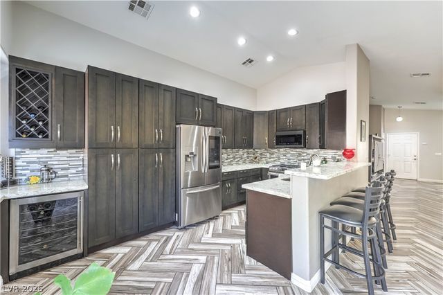 2348 Buffalo Run Avenue, Las Vegas, NV 89123