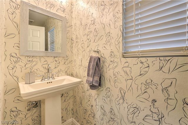 2348 Buffalo Run Avenue, Las Vegas, NV 89123