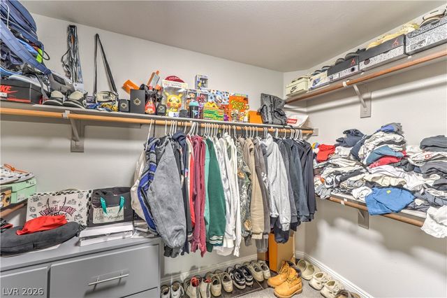 2348 Buffalo Run Avenue, Las Vegas, NV 89123