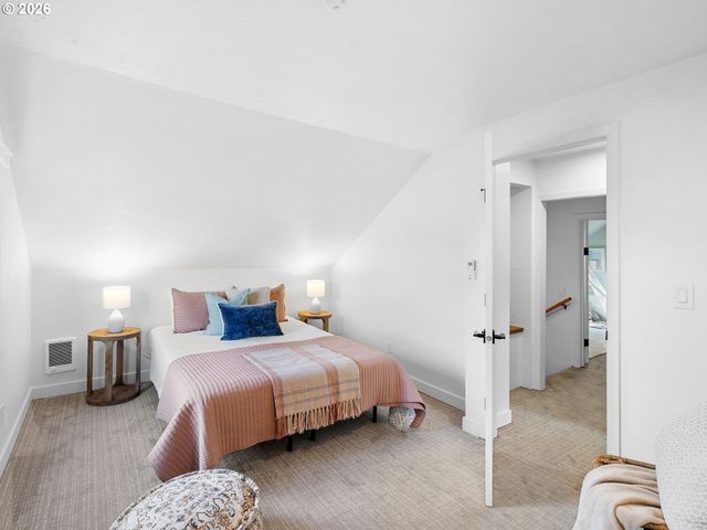 3543 Se 64TH Ave, Portland, OR 97206