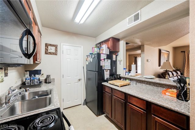 2606 South Durango Drive 152, Las Vegas, NV 89117