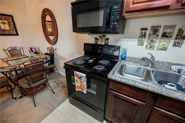 2606 South Durango Drive 152, Las Vegas, NV 89117