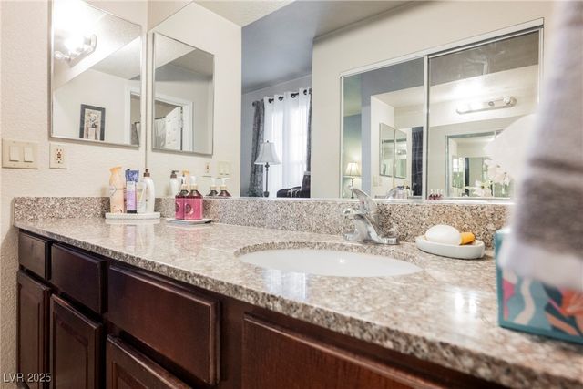 2606 South Durango Drive 152, Las Vegas, NV 89117