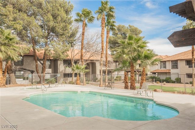 2606 South Durango Drive 152, Las Vegas, NV 89117