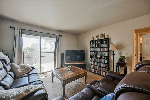 2606 South Durango Drive 152, Las Vegas, NV 89117