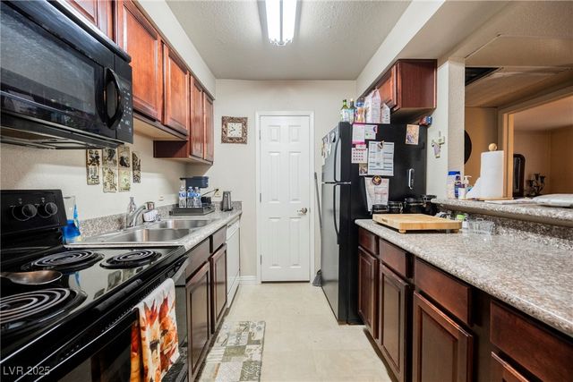 2606 South Durango Drive 152, Las Vegas, NV 89117