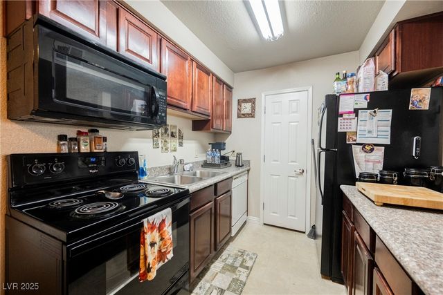 2606 South Durango Drive 152, Las Vegas, NV 89117