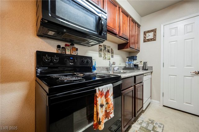 2606 South Durango Drive 152, Las Vegas, NV 89117