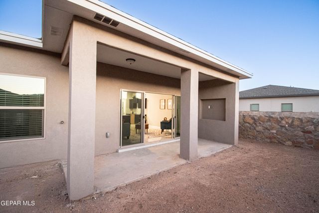 12777 Viendo Norte Drive, El Paso, TX 79934