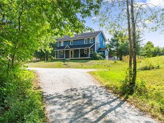 27 Oak Hill Lane, Westford, VT 05494